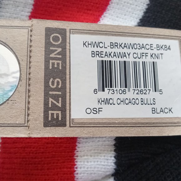 NEW Chicago Bulls NBA 47 Brand Pom Adult Beanie Hat - Picture 3 of 4